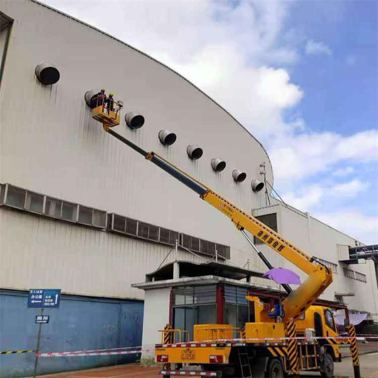 下谷坪土家族乡高空作业车出租服务：专业广告牌安装解决方案