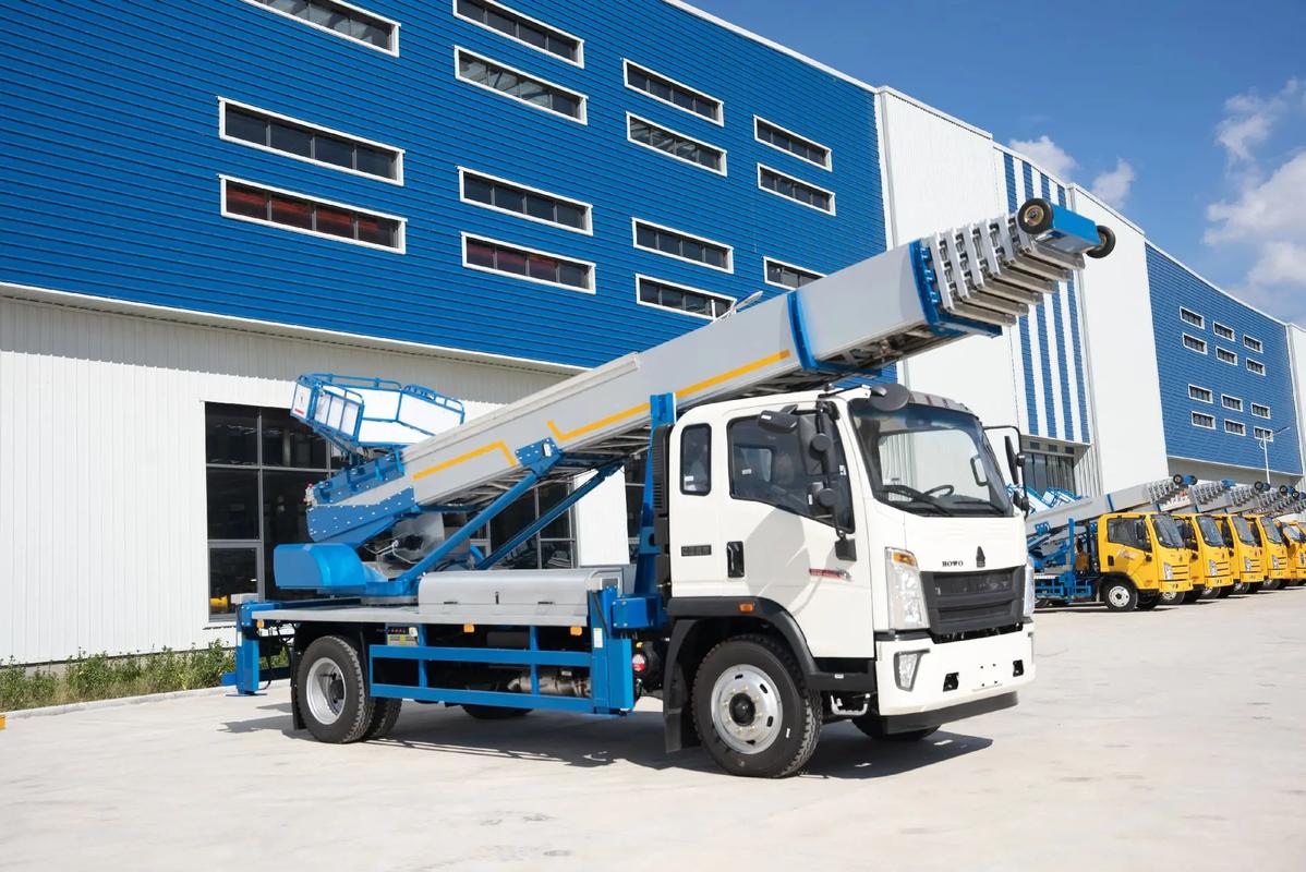 下谷坪土家族乡出租云梯车高空作业车 建筑垃圾搬运